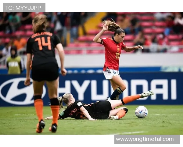 荷兰与西班牙世界杯经典对决回顾与分析